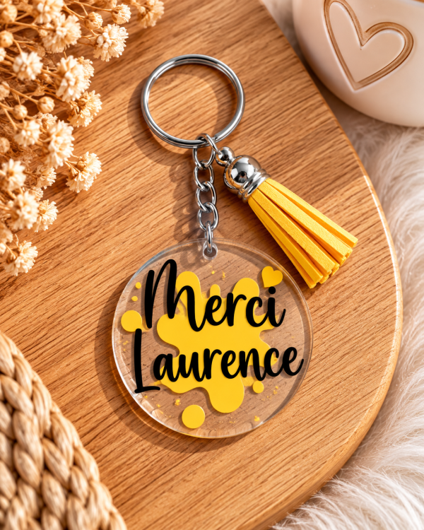 Porte clé personnalisé avec pompon