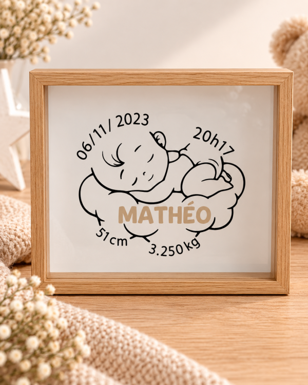 Cadre naissance personnalisé - Bébé sur son nuage