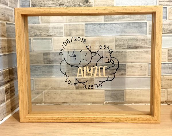 Cadre en verre naissance bébé nuage