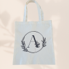 Tote bag lettre florale personnalisé