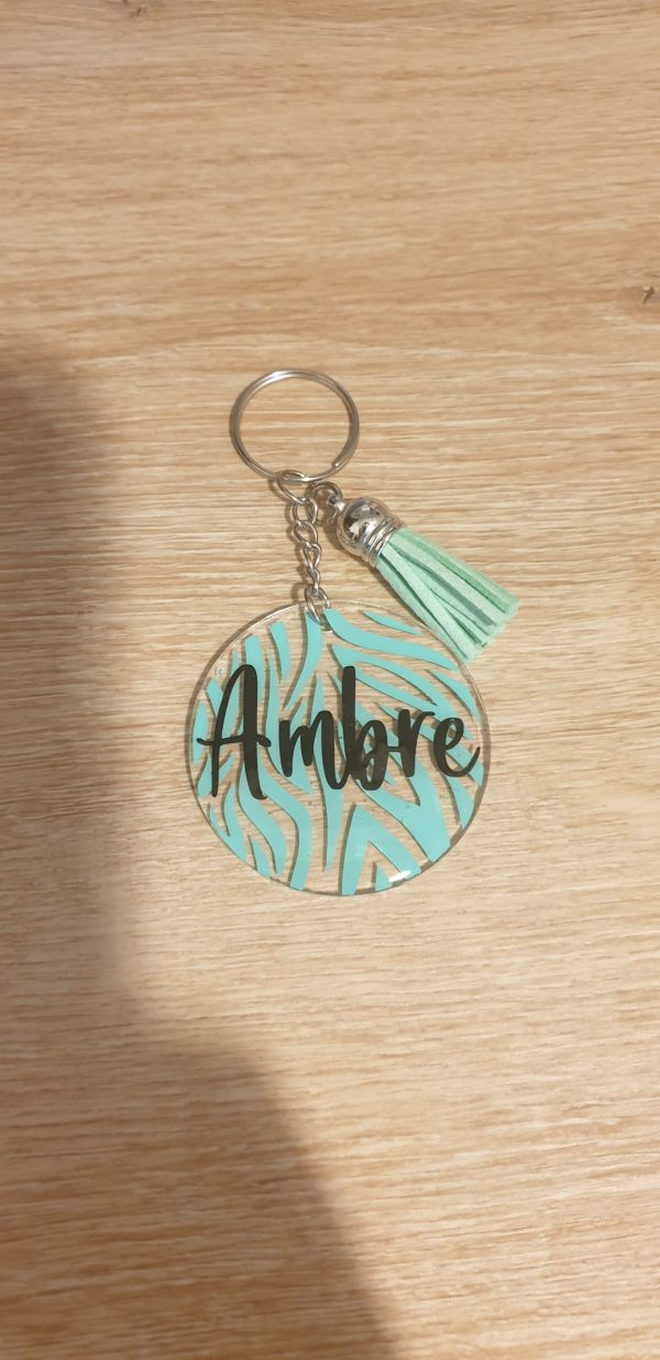 Porte clé prénom avec fond coloré