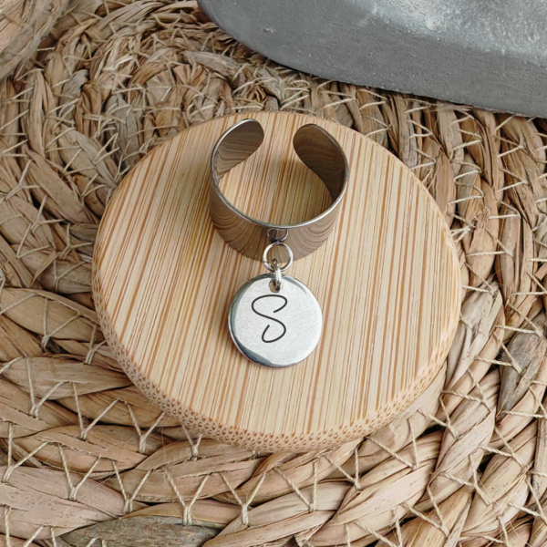 Bague réglable H.10mm avec médaille ronde gravée 12mm