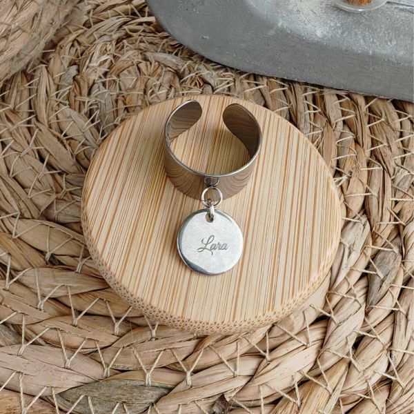 Bague réglable H.10mm avec médaille ronde gravée 12mm