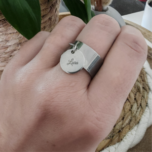 Bague réglable H.10mm avec médaille ronde gravée 12mm