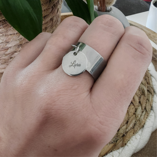 Bague réglable H.10mm avec médaille ronde gravée 12mm