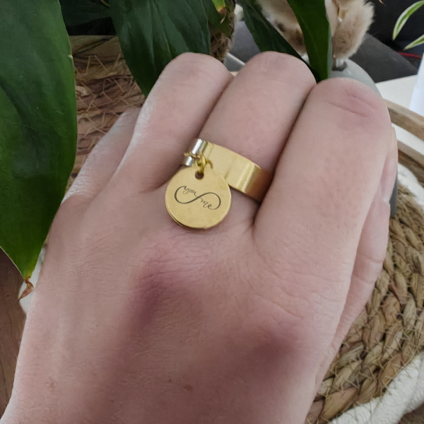 Bague réglable H.6mm avec médaille ronde gravée 12mm