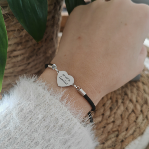 Bracelet cordon réglable avec coeur