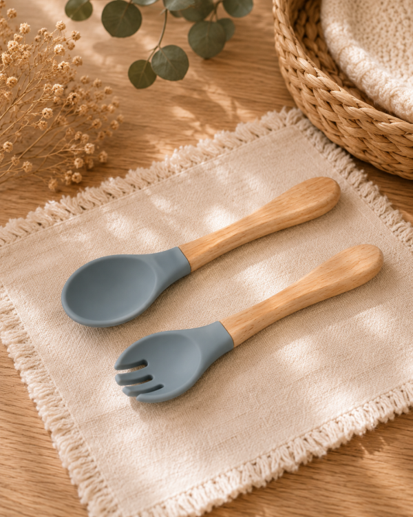 Set de couverts bébé personnalisé - Bois & silicone